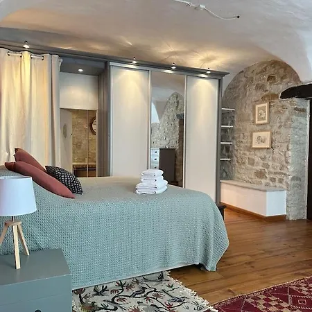 펜션 Jolie Maison Atypique Vezenobres