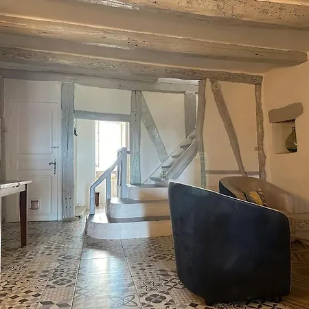 Jolie Maison Atypique Vezenobres