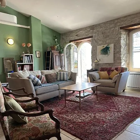 Jolie Maison Atypique Holiday home *