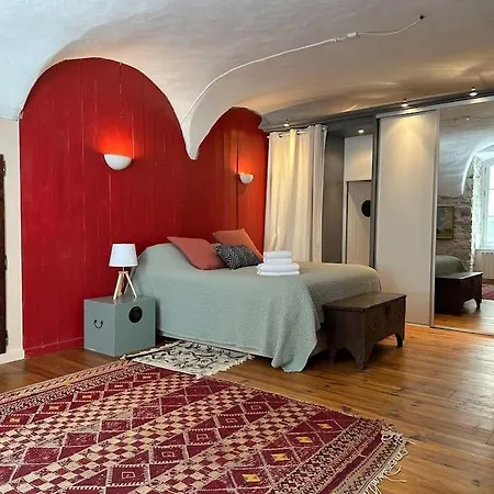펜션 Jolie Maison Atypique Vezenobres