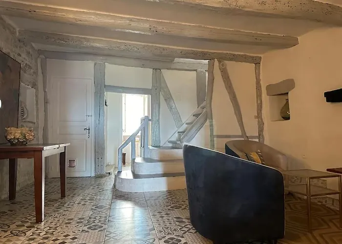 Jolie Maison Atypique Vezenobres